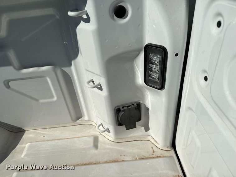 image for item GG9864 Chevrolet Silverado  pickup truck bed