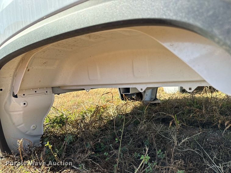 image for item GG9864 Chevrolet Silverado  pickup truck bed