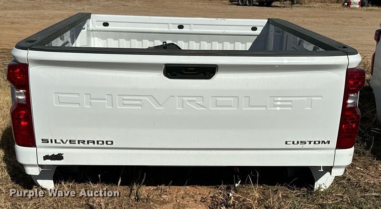 image for item GG9865 Chevrolet Silverado  pickup truck bed