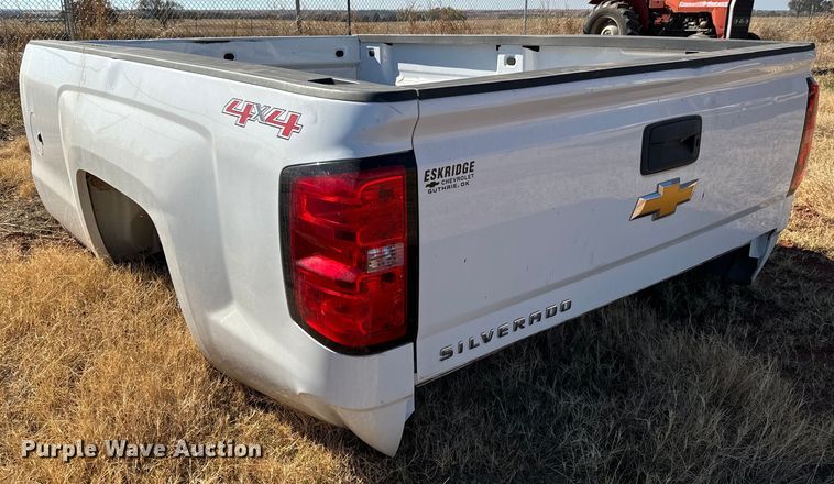 image for item GG9866 Chevrolet Silverado  pickup truck bed