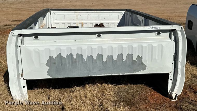 image for item GG9866 Chevrolet Silverado  pickup truck bed