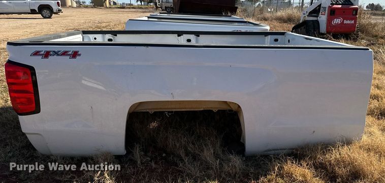 image for item GG9866 Chevrolet Silverado  pickup truck bed