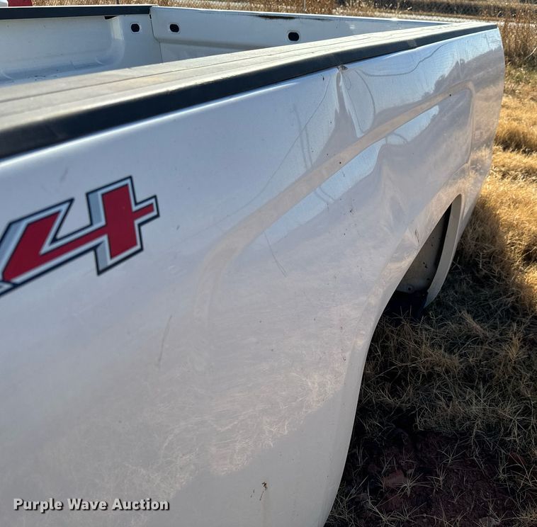 image for item GG9866 Chevrolet Silverado  pickup truck bed