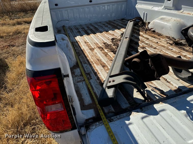 image for item GG9866 Chevrolet Silverado  pickup truck bed