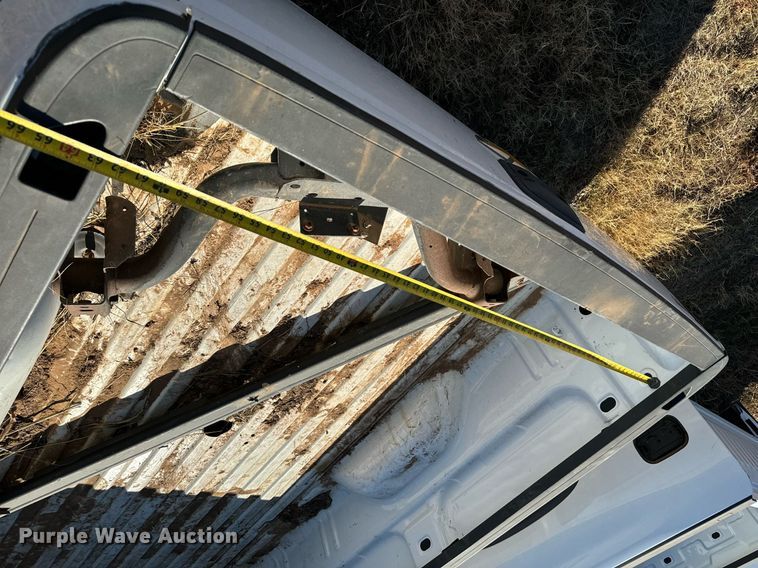 image for item GG9866 Chevrolet Silverado  pickup truck bed