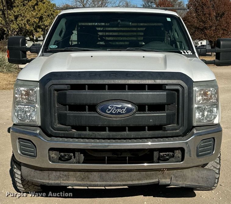 image for item GG9868 2012 Ford F250 Super Duty  SuperCab flatbed pickup truck