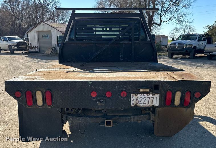 image for item GG9868 2012 Ford F250 Super Duty  SuperCab flatbed pickup truck