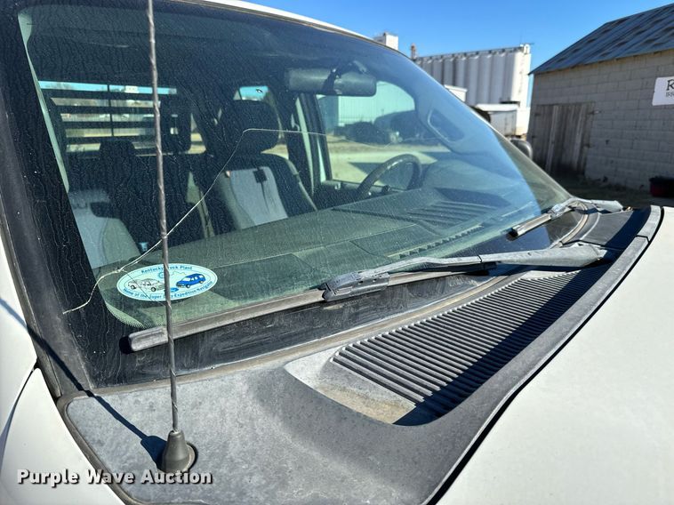 image for item GG9868 2012 Ford F250 Super Duty  SuperCab flatbed pickup truck