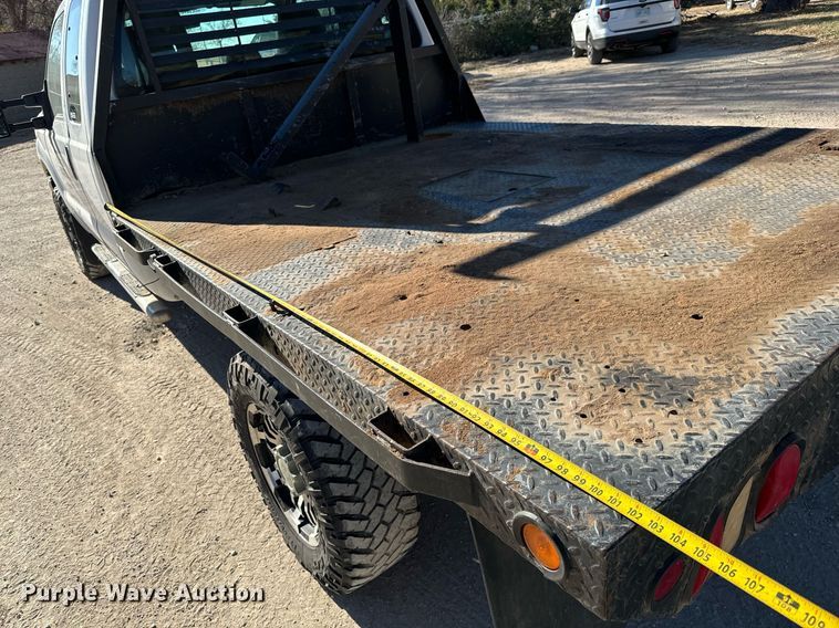 image for item GG9868 2012 Ford F250 Super Duty  SuperCab flatbed pickup truck