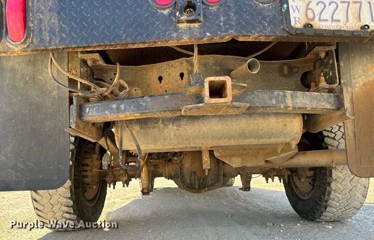 image for item GG9868 2012 Ford F250 Super Duty  SuperCab flatbed pickup truck