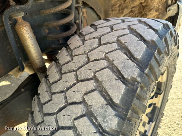 image for item GG9868 2012 Ford F250 Super Duty  SuperCab flatbed pickup truck