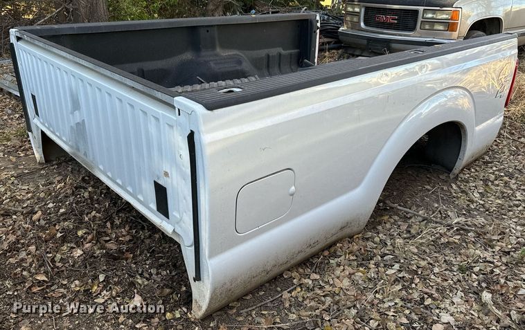 image for item GG9868 2012 Ford F250 Super Duty  SuperCab flatbed pickup truck