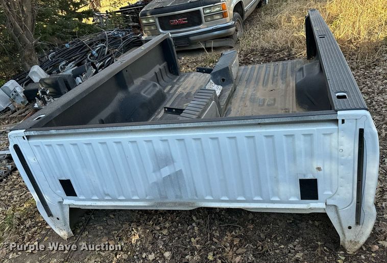 image for item GG9868 2012 Ford F250 Super Duty  SuperCab flatbed pickup truck