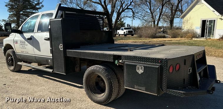 image for item GG9869 2008 Dodge Ram 3500 HD  Quad Cab flatbed pickup truck