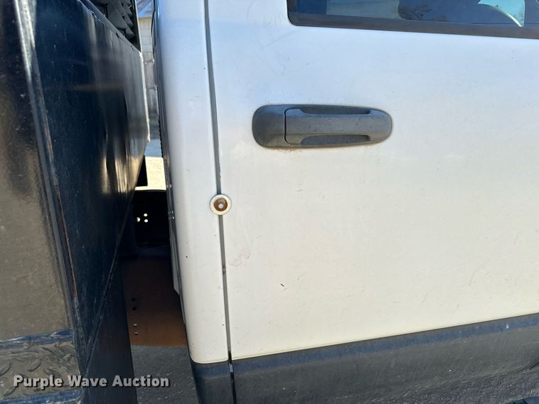 image for item GG9869 2008 Dodge Ram 3500 HD  Quad Cab flatbed pickup truck