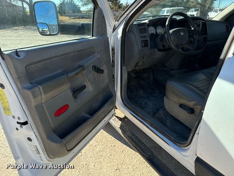 image for item GG9869 2008 Dodge Ram 3500 HD  Quad Cab flatbed pickup truck