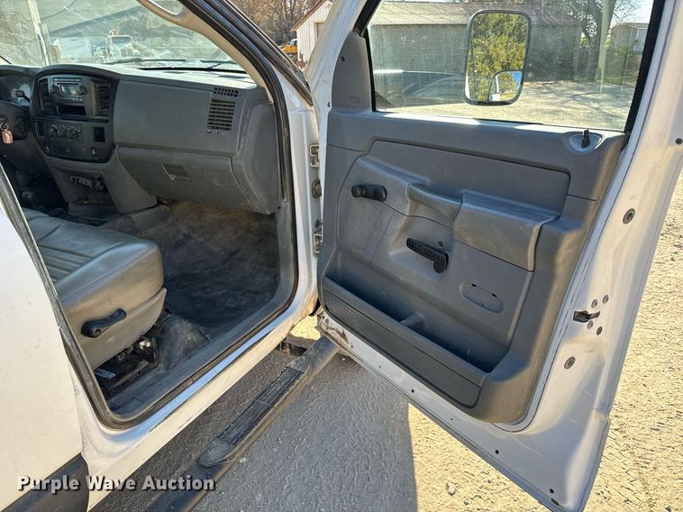 image for item GG9869 2008 Dodge Ram 3500 HD  Quad Cab flatbed pickup truck