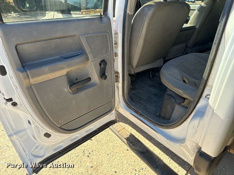 image for item GG9869 2008 Dodge Ram 3500 HD  Quad Cab flatbed pickup truck