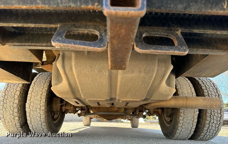 image for item GG9869 2008 Dodge Ram 3500 HD  Quad Cab flatbed pickup truck