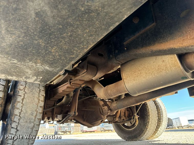 image for item GG9869 2008 Dodge Ram 3500 HD  Quad Cab flatbed pickup truck