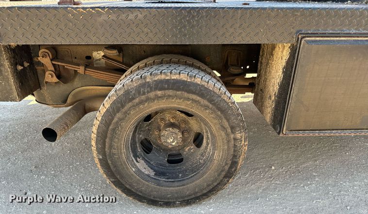 image for item GG9869 2008 Dodge Ram 3500 HD  Quad Cab flatbed pickup truck