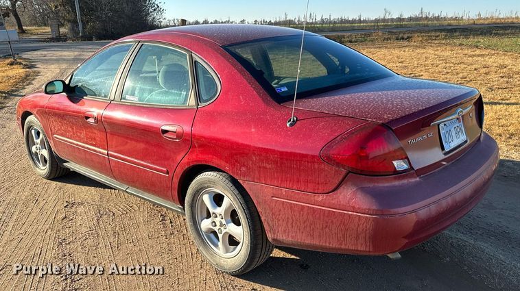 image for item GG9872 2003 Ford Taurus SE
