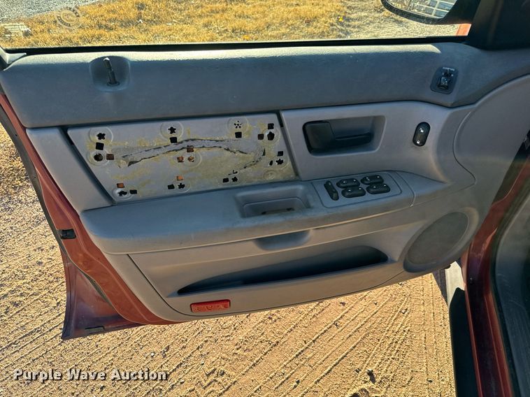 image for item GG9872 2003 Ford Taurus SE