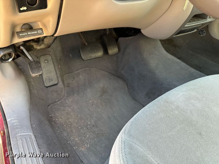 image for item GG9872 2003 Ford Taurus SE