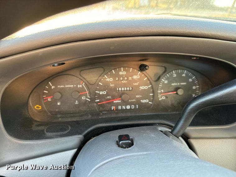 image for item GG9872 2003 Ford Taurus SE