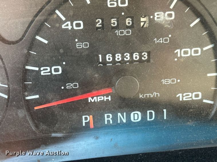 image for item GG9872 2003 Ford Taurus SE