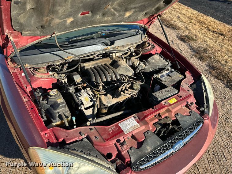 image for item GG9872 2003 Ford Taurus SE