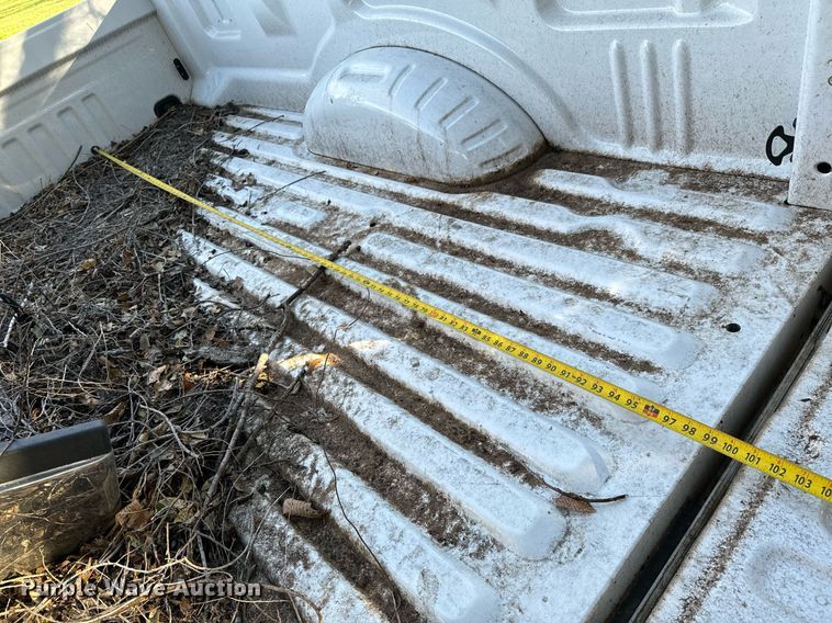 image for item GG9875 Ford Super Duty  pickup truck bed