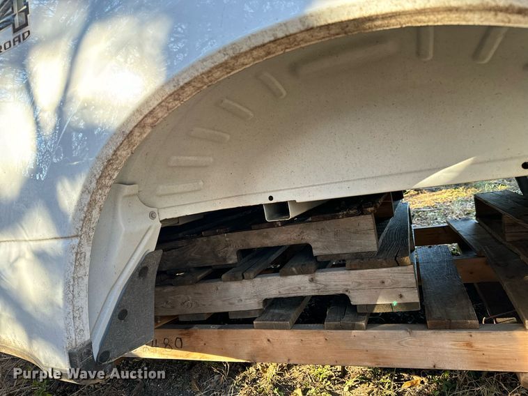 image for item GG9875 Ford Super Duty  pickup truck bed