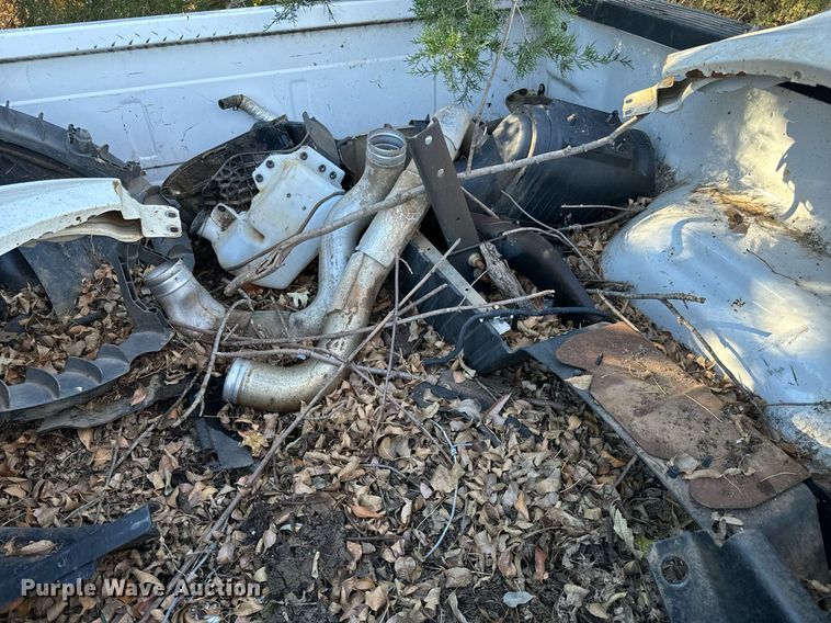 image for item GG9876 2009 Ford F250 Super Duty  pickup truck bed