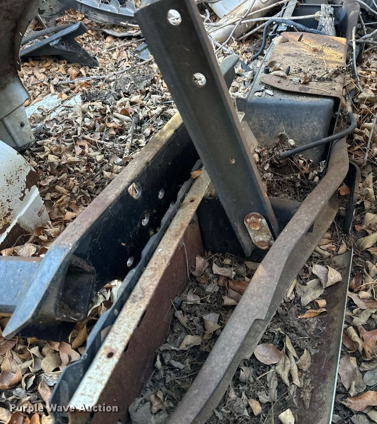 image for item GG9876 2009 Ford F250 Super Duty  pickup truck bed