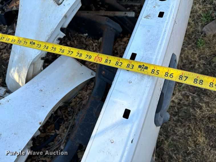 image for item GG9876 2009 Ford F250 Super Duty  pickup truck bed