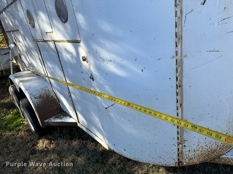 image for item GG9877 1978 W-W  livestock trailer