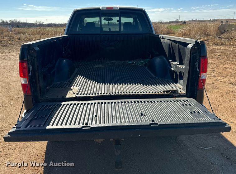 image for item GG9914 2004 Ford F150  SuperCab pickup truck