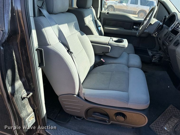 image for item GG9914 2004 Ford F150  SuperCab pickup truck