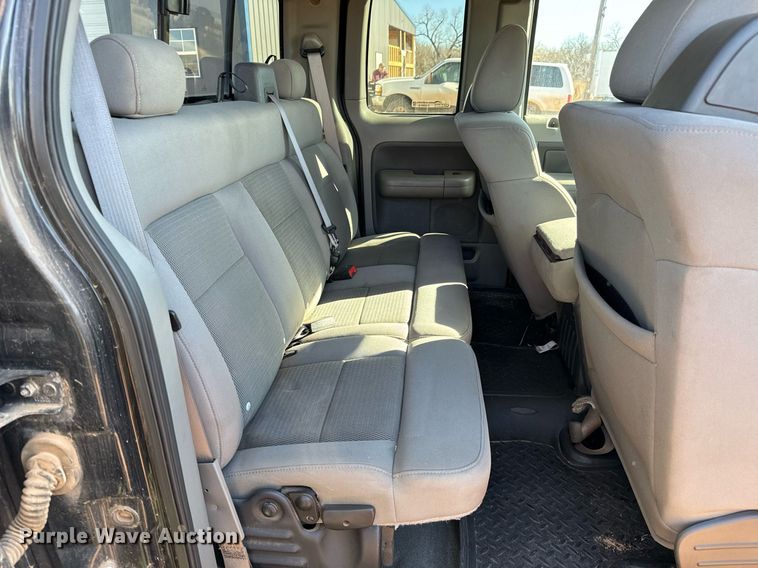 image for item GG9914 2004 Ford F150  SuperCab pickup truck