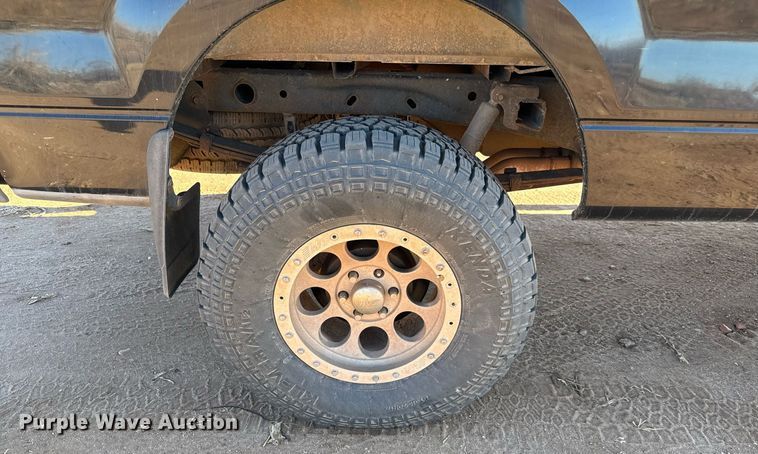 image for item GG9914 2004 Ford F150  SuperCab pickup truck