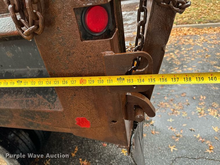 image for item GG9921 2002 Chevrolet Silverado 3500  dump bed pickup truck