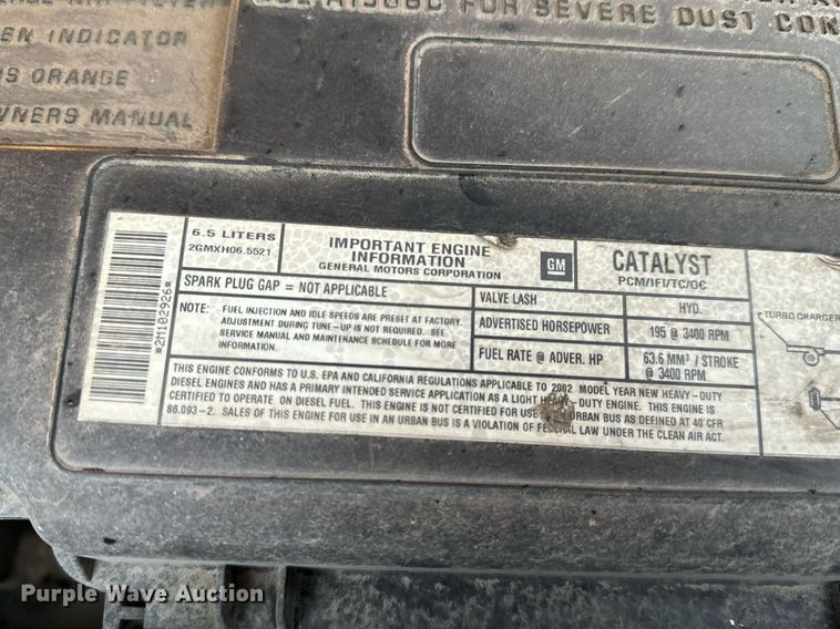 image for item GG9921 2002 Chevrolet Silverado 3500  dump bed pickup truck