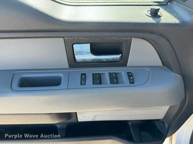 image for item GQ9228 2013 Ford F150 XLT SuperCrew pickup truck