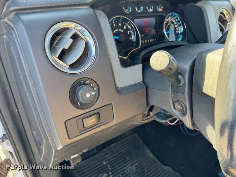 image for item GQ9228 2013 Ford F150 XLT SuperCrew pickup truck