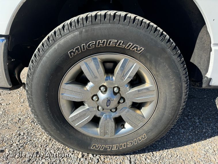 image for item GQ9228 2013 Ford F150 XLT SuperCrew pickup truck