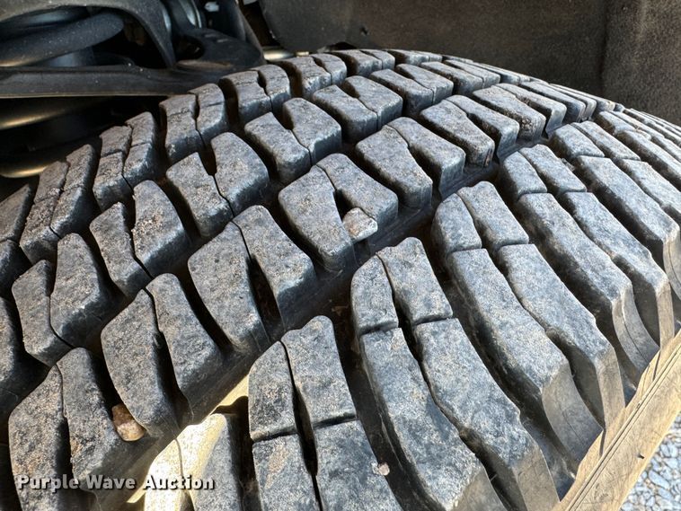 image for item GQ9228 2013 Ford F150 XLT SuperCrew pickup truck