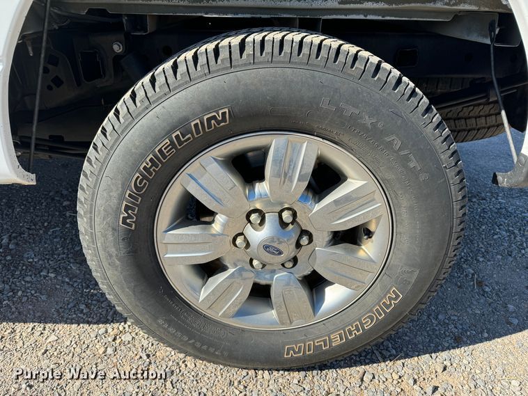 image for item GQ9228 2013 Ford F150 XLT SuperCrew pickup truck