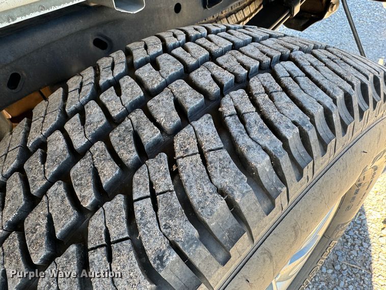 image for item GQ9228 2013 Ford F150 XLT SuperCrew pickup truck