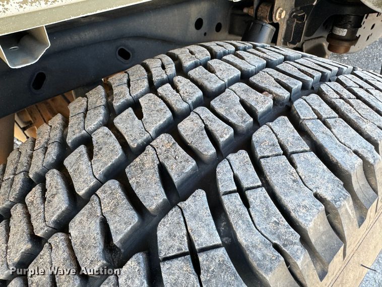 image for item GQ9228 2013 Ford F150 XLT SuperCrew pickup truck